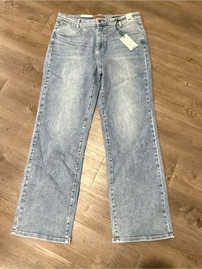 NWT Judy Blue Light Wash Retro Wide-Leg Jeans